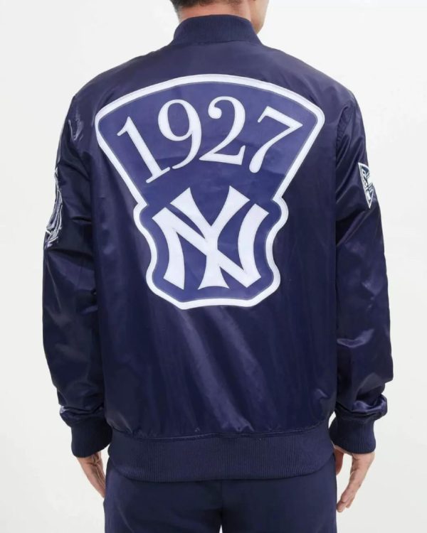 Pro Standard New York Yankees Navy Satin Jacket