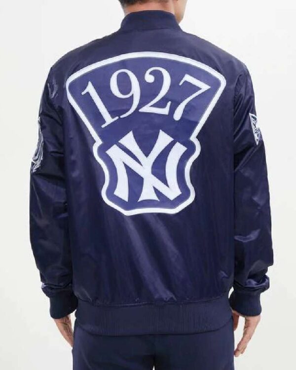 Men’s Pro Standard New York Yankees Navy Satin Jacket