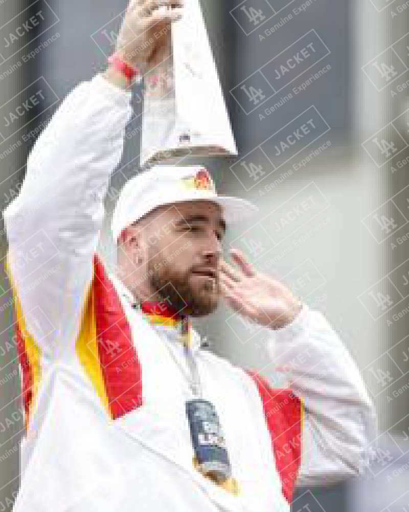 Travis Kelce wore $18,600 coat for Chiefs victory rally – Z-963