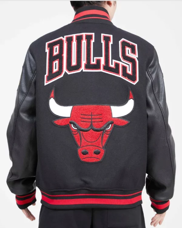 Black Chicago Bulls Pro Standard Flag Logo Wool Varsity Heavy Jacket
